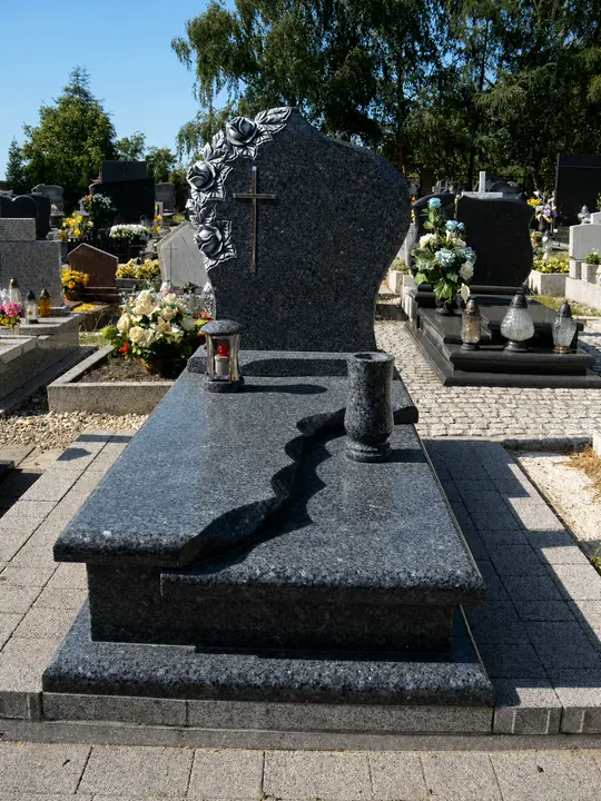 Realizacja zakładu kamieniarskiego